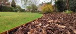 exemple de bordure acier corten dans un jardin